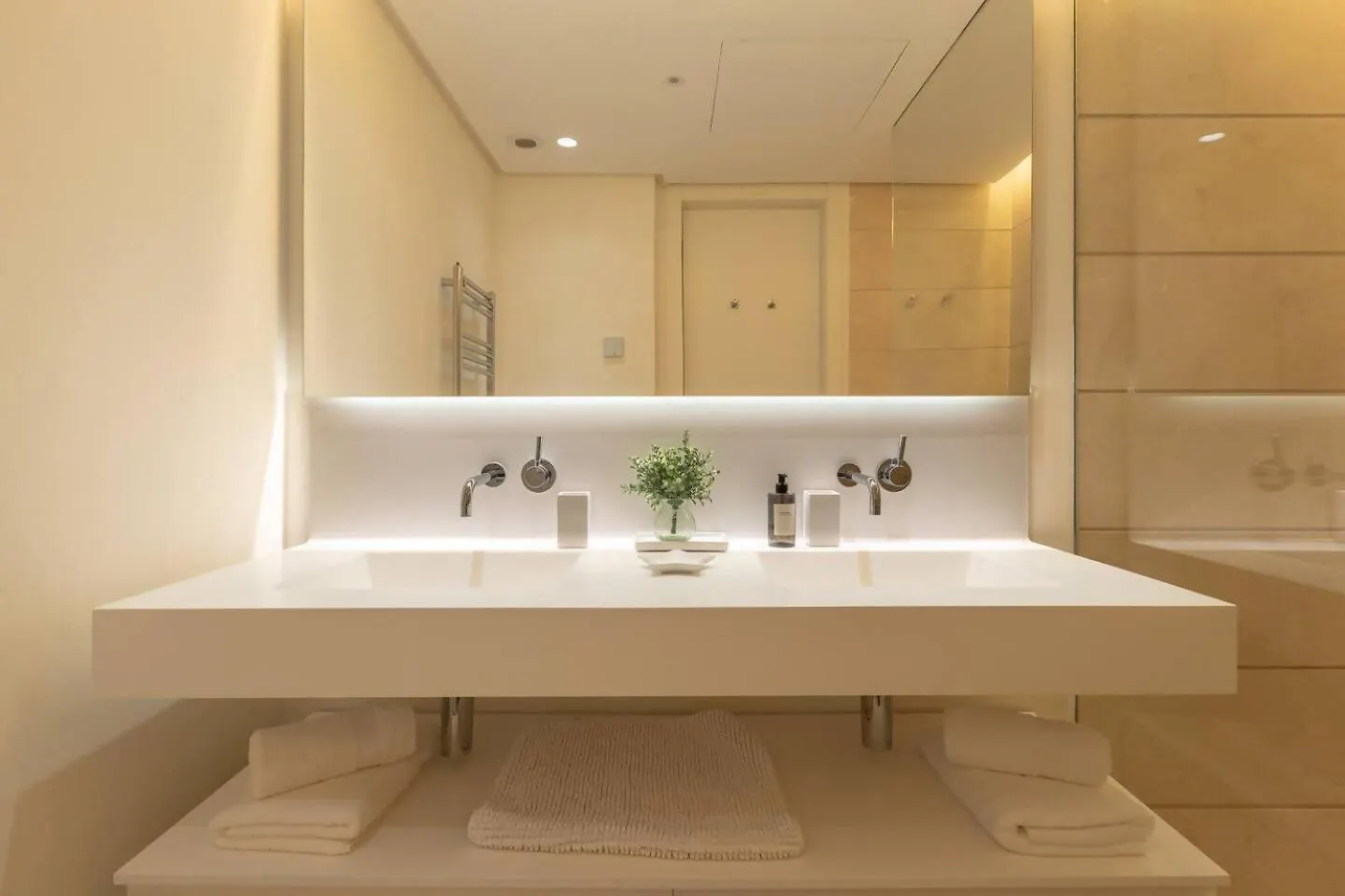 Apartment Espectacular Apartamento Jacuzzi Ojen Spain
