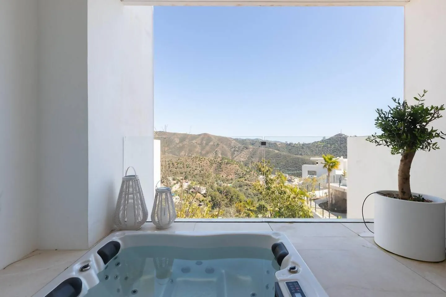 Espectacular Apartamento Jacuzzi Ojen Apartment